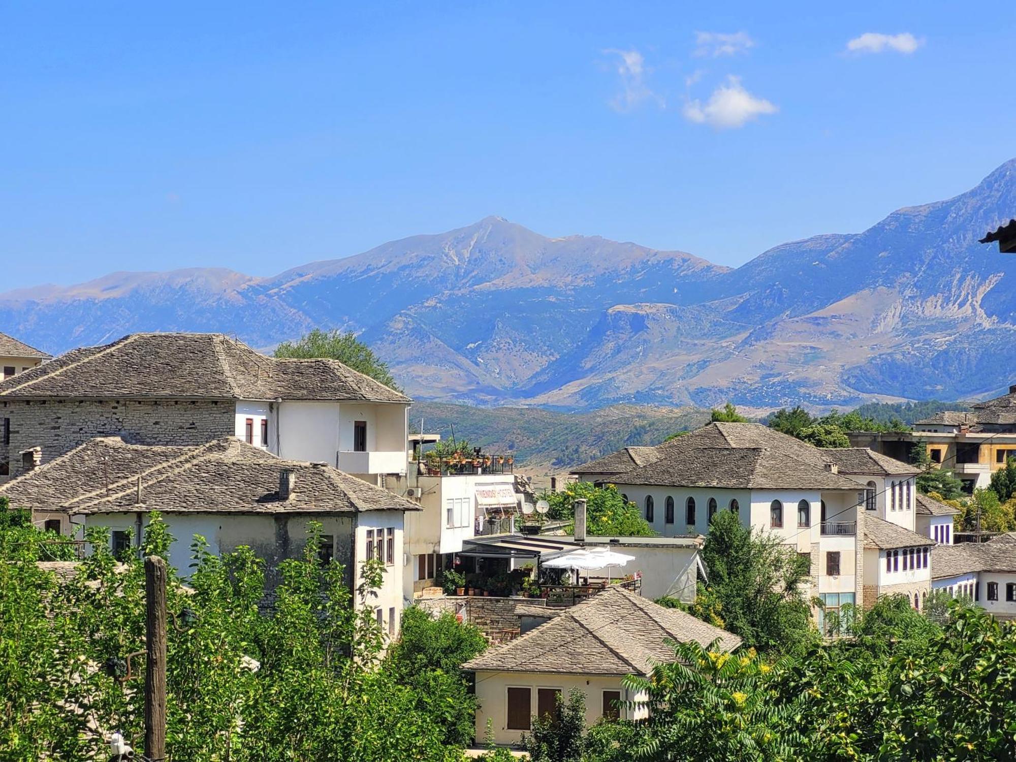 Marbi Guest House Gjirokaster Exterior photo